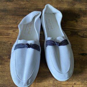 Gold Toe White Canvas Slip-On Loafers with Navy Braided Accent